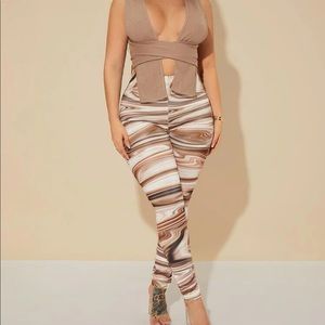 Tie back top & printed leggings set